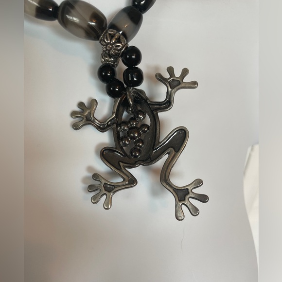 Frog Fashion Necklace black gray toggle clasp NEW - Picture 4 of 7